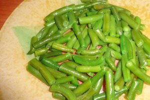 Chiftelute de pui  si fasole verde
