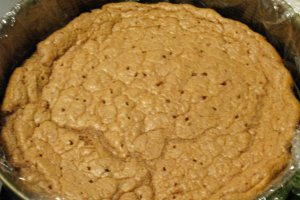 Tort Dukan cu crema de branza si fructe de padure