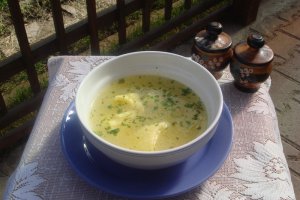 Supa de curcan cu galuste din gris