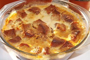 Budinca de briose cu lapte de cocos