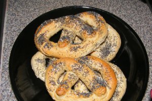 Brezel - Covrigi cu sare si mac
