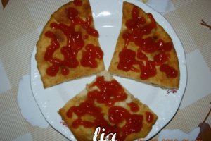 Placinta cu varza acra