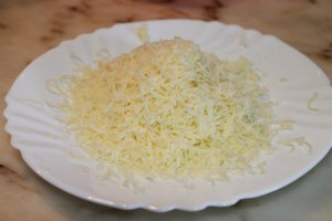 Clatite umplute cu ficatei