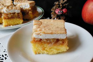 Prajitura cu mere si bezea, o reteta delicioasa