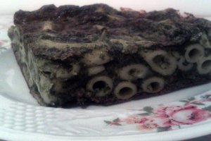 Budinca de spanac cu paste la cuptor