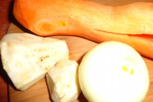 Ciorba de fasole boabe cu sorici