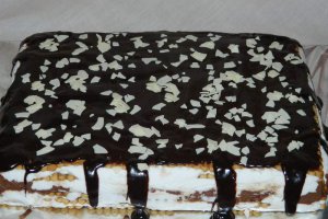 Prajitura de biscuiti si miez de lapte