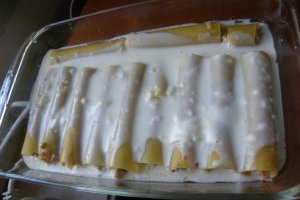 Cannelloni cu carne de pui