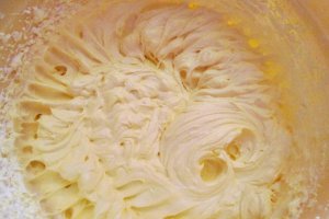Prajitura cu crema mascarpone si vanilie