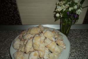Cornulete cu rahat (de post)