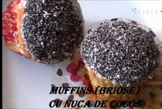 Briose cu nuca de cocos si ciocolata (Reteta Video)