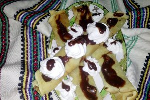 Clatite cu nuca de cocos, Choco Duo si frisca