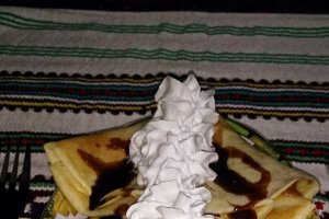 Clatite cu nuca de cocos, Choco Duo si frisca