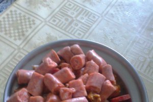 Fusilli cu branza de burduf slanina si carnat