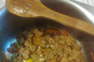 Pilaf de orez cu ceafa de porc