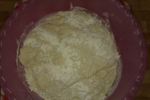 Piine la cuptor in oala de lut