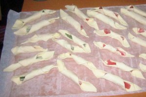 Cornulete din foietaj cu rahat