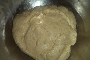 Cornulete de post cu dulceata de visine