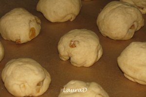 Hot cross buns