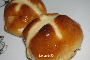 Hot cross buns