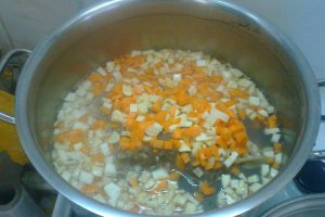 Supa de gulii umplute