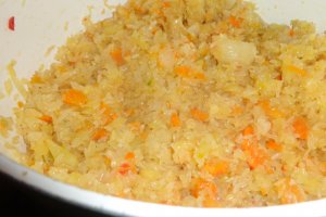 Pilaf cu conopida si spanac