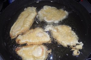 Snitele picante din piept de pui