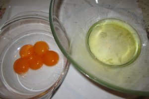 Prajitura cu nuci caramelizate