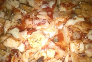 Pizza cu fructe de mare