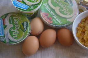 Budincute cu branza crema
