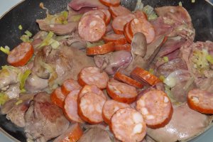 Ficatei de pui cu legume
