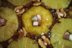 Tort cu ananas caramelizat