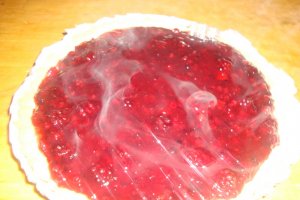 Tarta cu jeleu de mure, coacaze si mascarpone