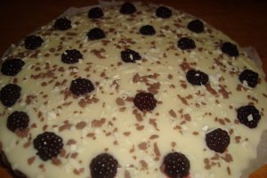 Tarta cu jeleu de mure, coacaze si mascarpone
