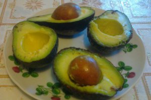 Salata cu avocado