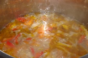 Supa crema de legume cu salata si leurda