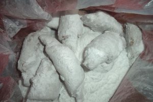Cornulete de post cu pudra de roscove si rahat