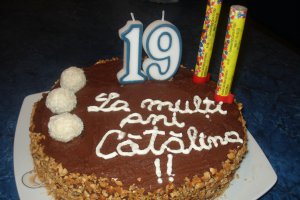 Tort cu ciocolata