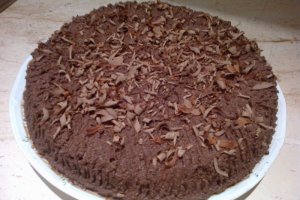 Tort cu blat pufos si crema de cacao