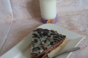 Tarta cu ciocolata si visine
