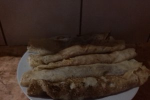 Clatite cu dulceata