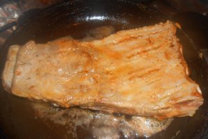 Piept de porc la cuptor cu legume si leurda