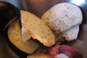 Turnulețe din  legume și brânză de burduf