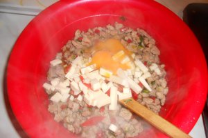 Cosulete cu ceafa de porc si mozzarella