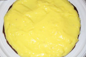 Tort cu crema ganache si vanilie