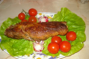 Muschiulet de porc umplut cu sunca de casa si legume