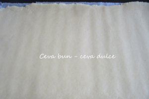 Prajitura cu branza si piersici