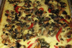 Cartofi gratinati cu ciuperci si pulpe de pui