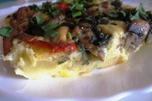 Cartofi gratinati cu ciuperci si pulpe de pui