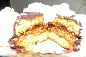 Tort cu crema caramel